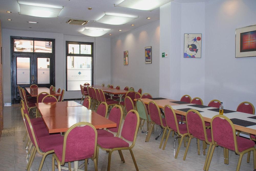 Hotel Faranda Pathos Gijon, Ascend Hotel Collection Екстериор снимка